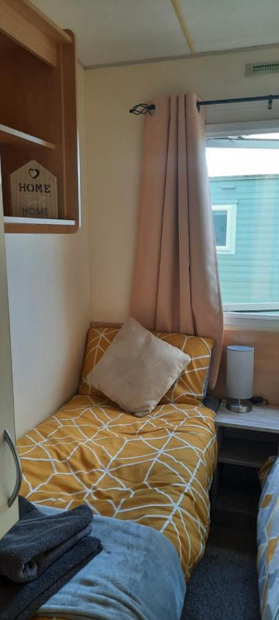 Masons By The Sea Heysham Static Caravan Sleeps 8 Pet Friendly Exterior photo