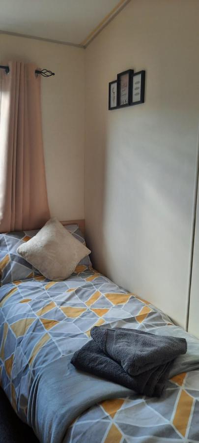 Masons By The Sea Heysham Static Caravan Sleeps 8 Pet Friendly Exterior photo